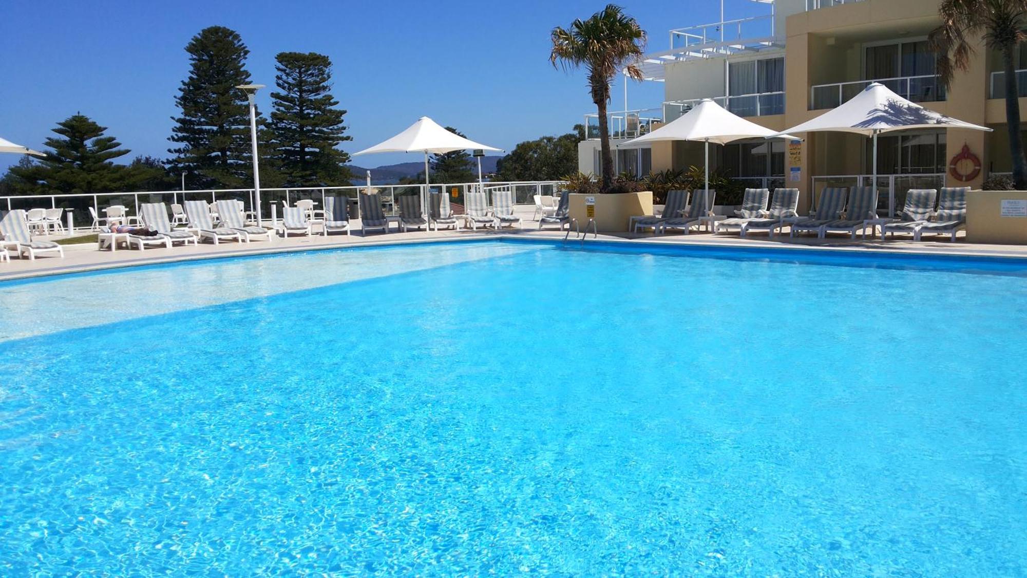 Base Holidays - Ettalong Beach Premium Apartments Esterno foto