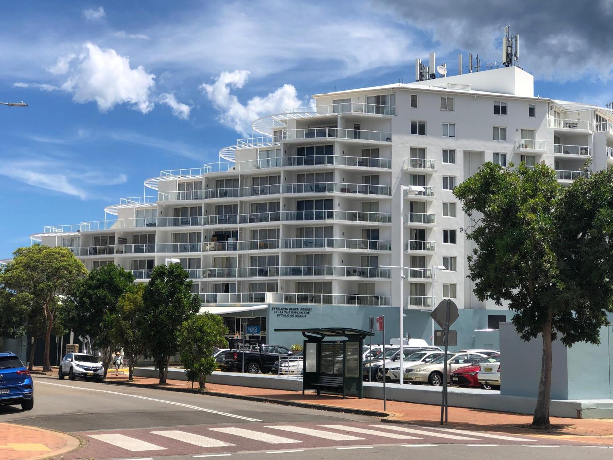 Base Holidays - Ettalong Beach Premium Apartments Esterno foto