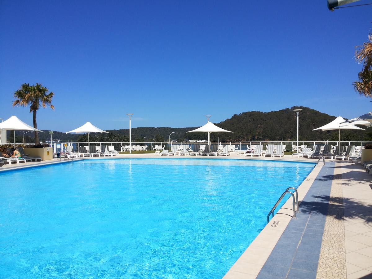 Base Holidays - Ettalong Beach Premium Apartments Esterno foto