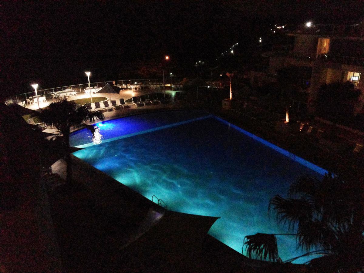 Base Holidays - Ettalong Beach Premium Apartments Esterno foto